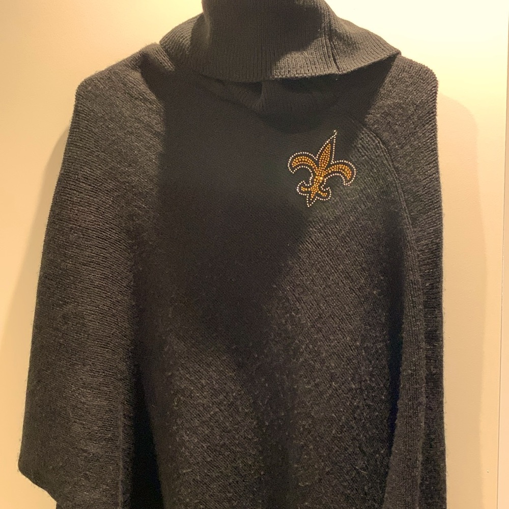 Saints Football turtleneck poncho! ⚜️ fleur-de-lis design